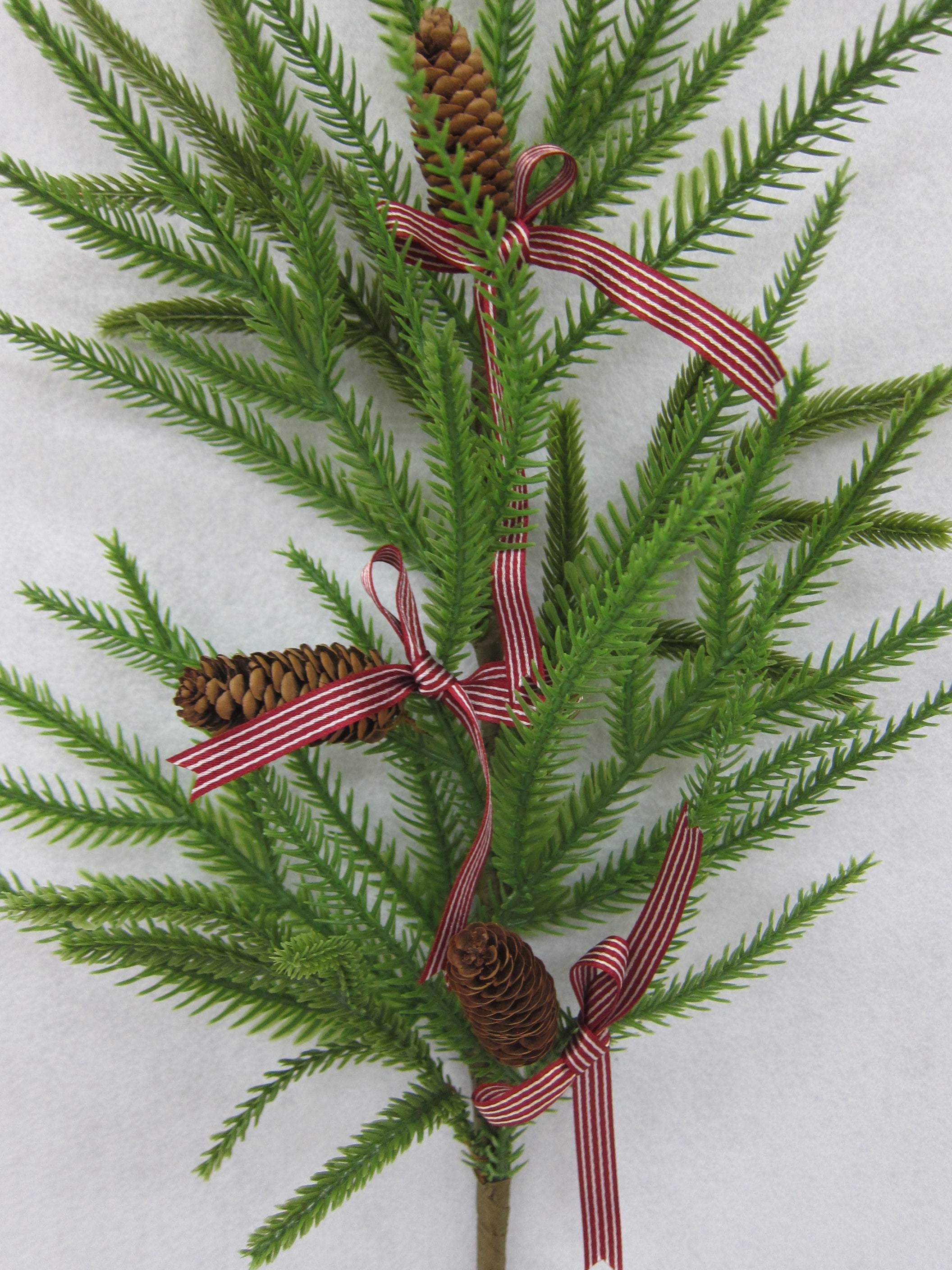 25"L Pine Needles Pick