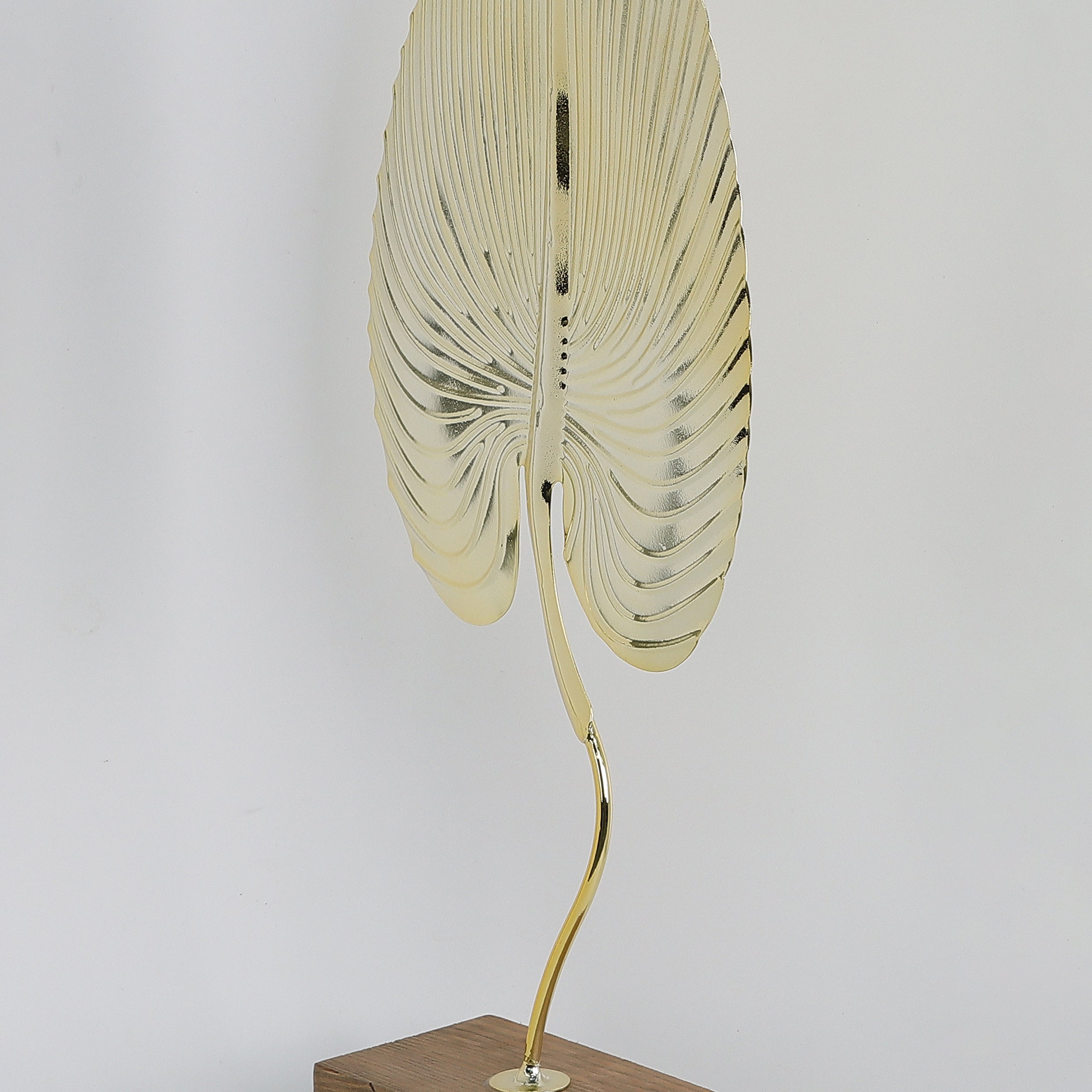 18.5INCH Metal golden leaf decoration