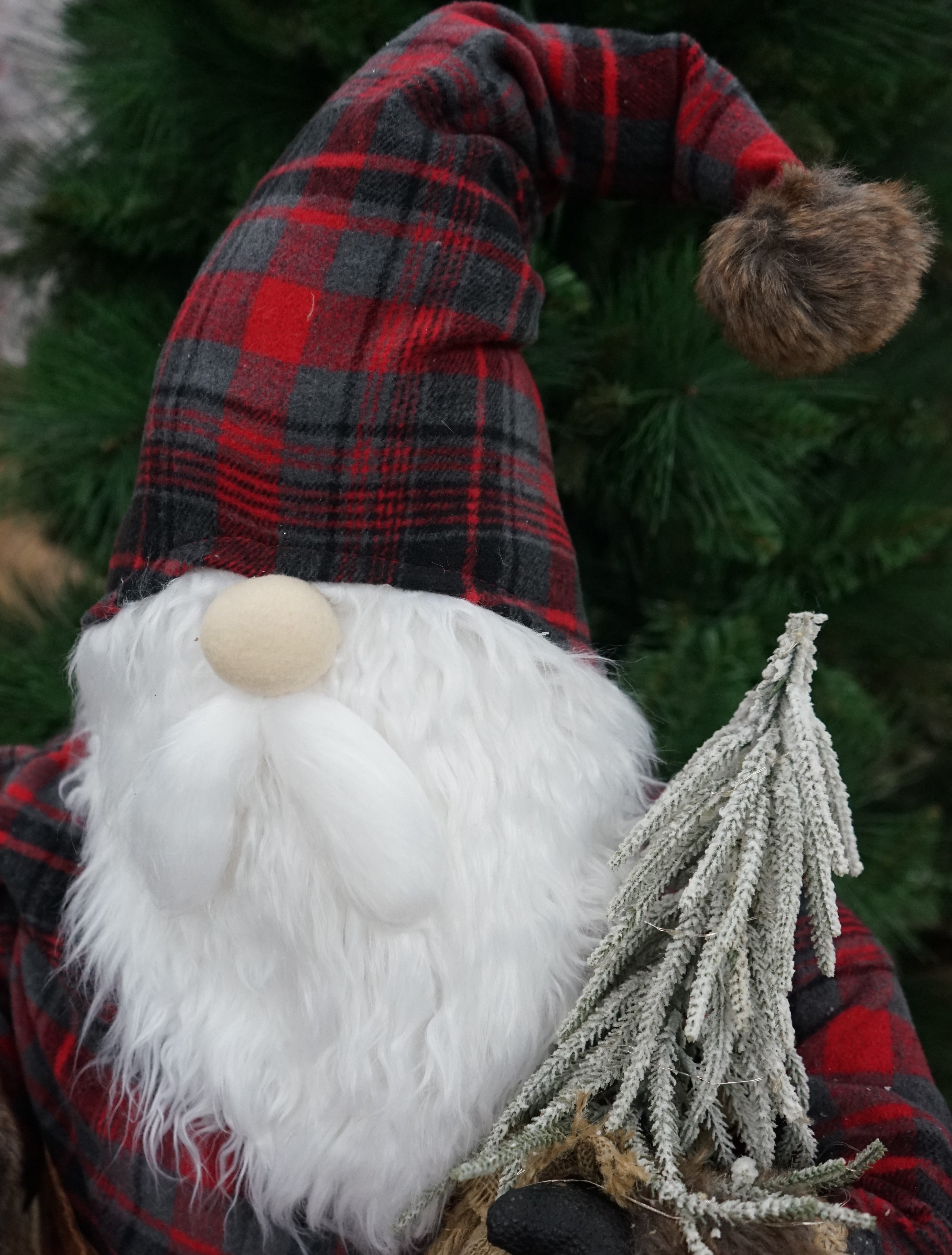 38''H Animated Gnome Santa