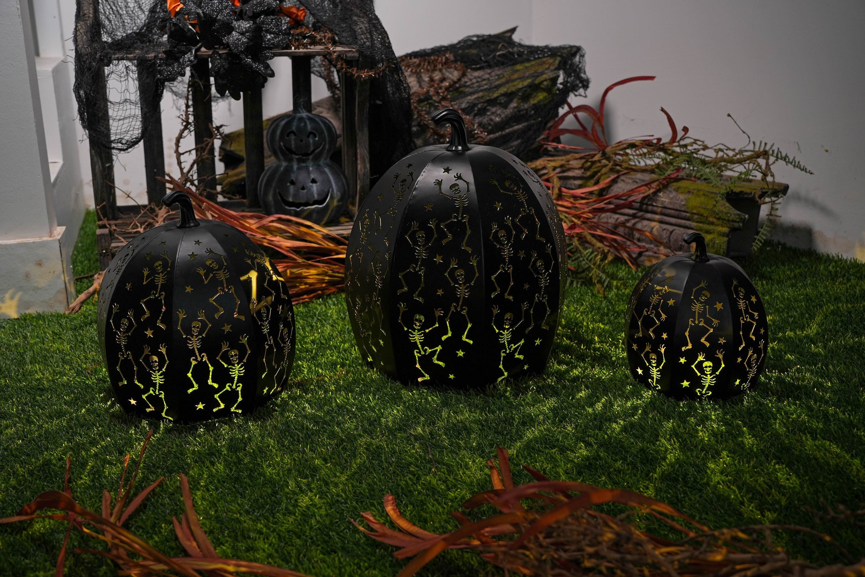 11" Metal Black Pumpkin Lantern
