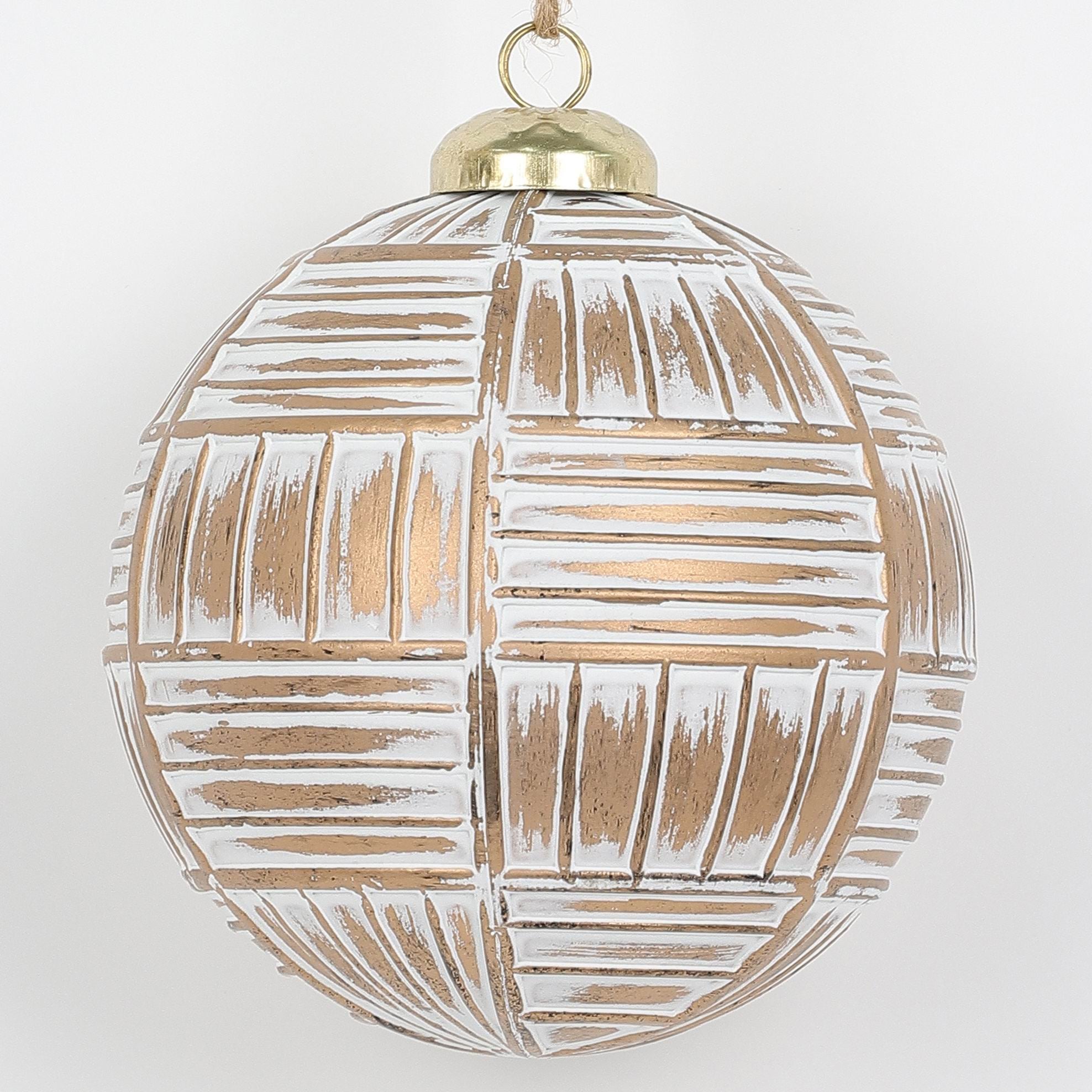 4 shinny ball ornament