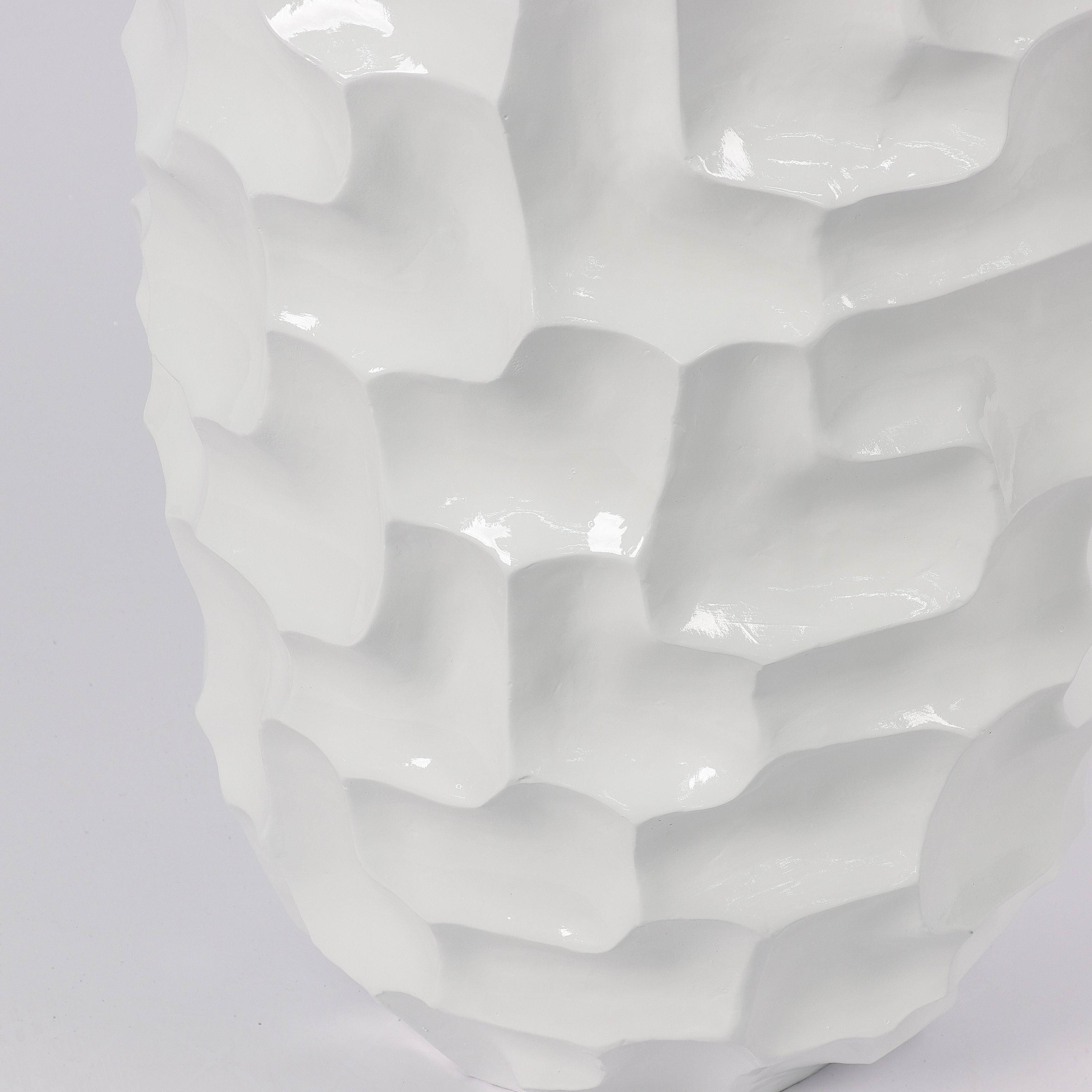 17.73 X 17.73 X 47.28"H Shiny White Planter