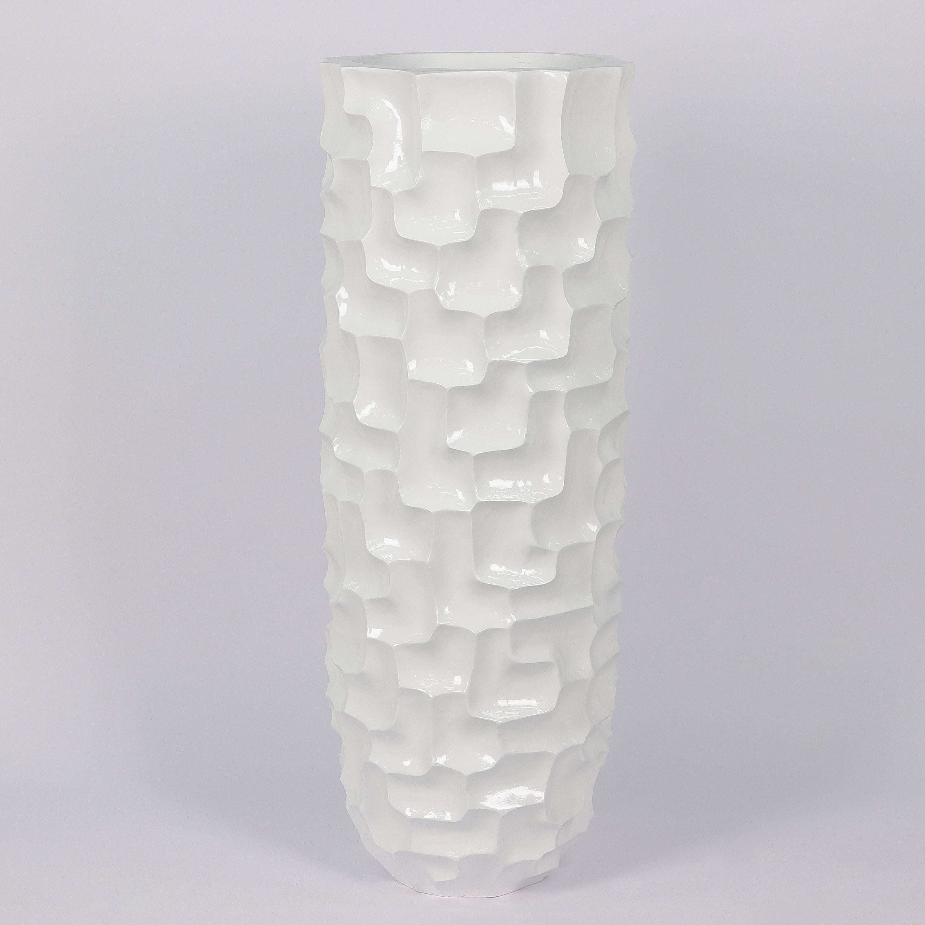 17.73 X 17.73 X 47.28"H Shiny White Planter