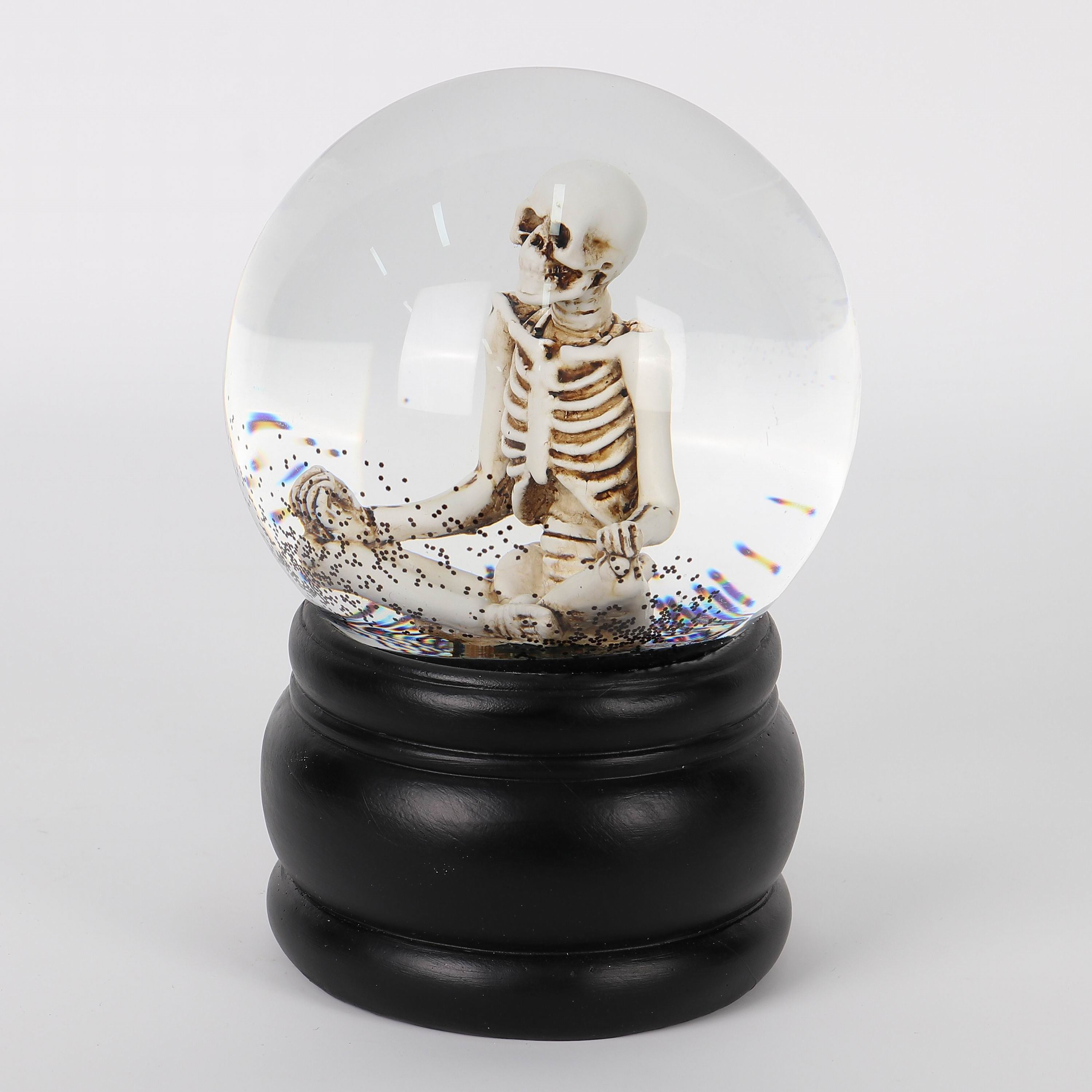 100mm HALLOWEEN SKELETON WATERGLOBE