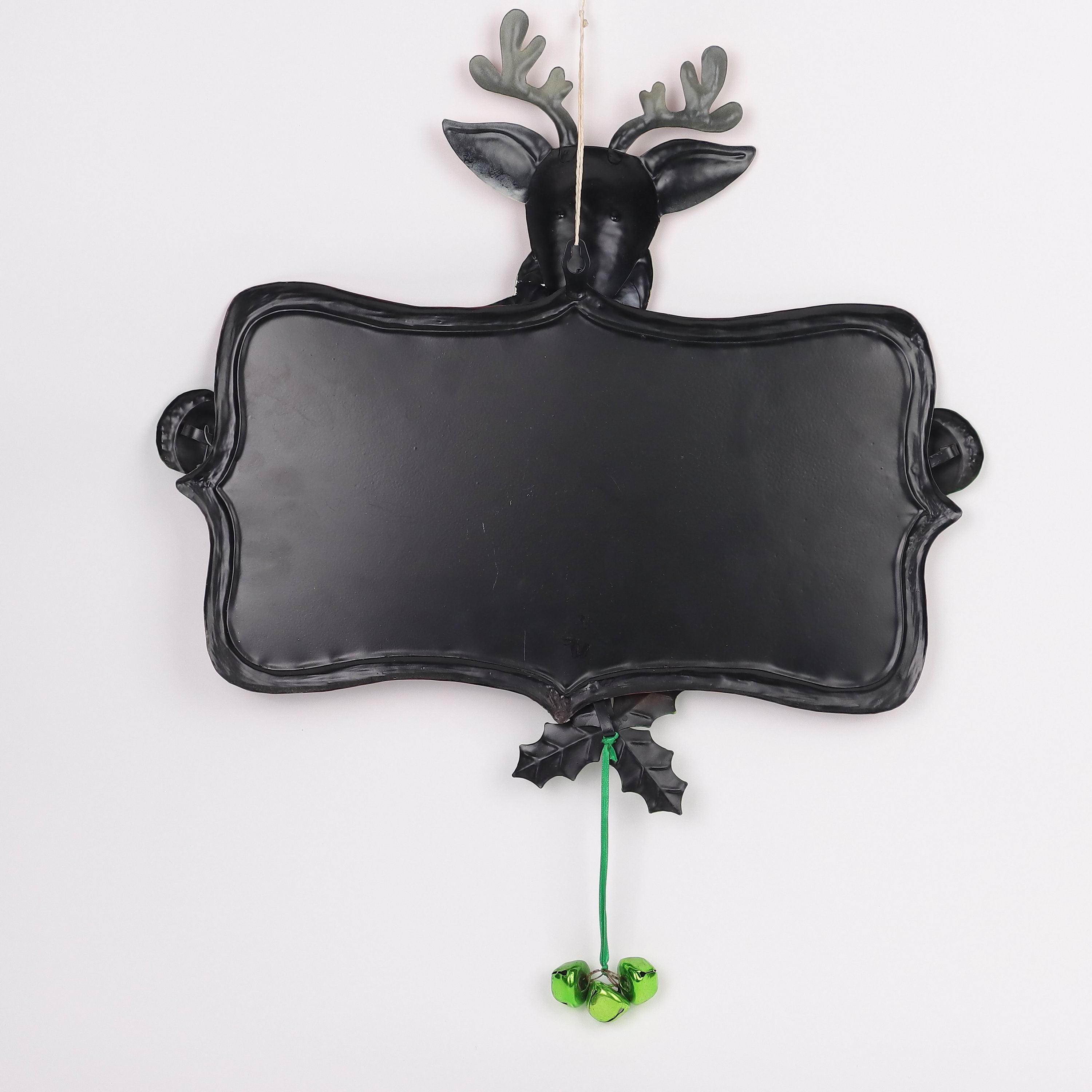 "Season's greetings" with 
reindeer wall hang