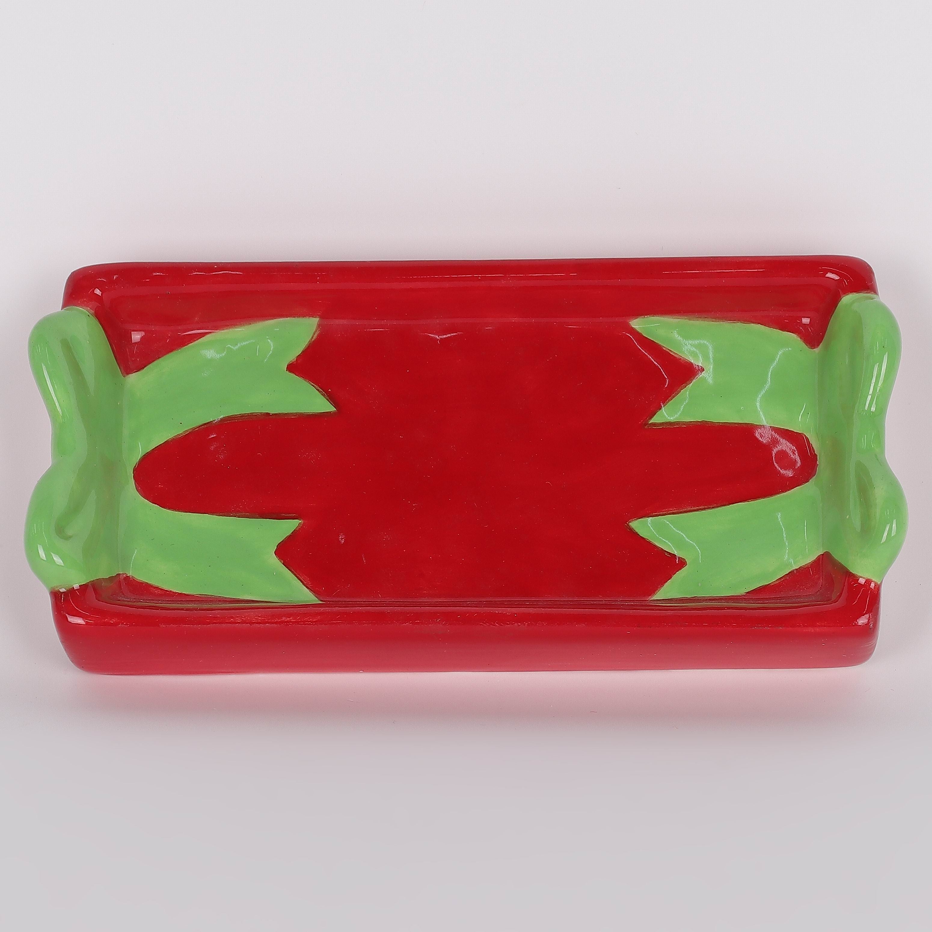 4.75 X 2.25 X 0.375"H CHRISTMAS RED PLATE W/BOWS DECOR