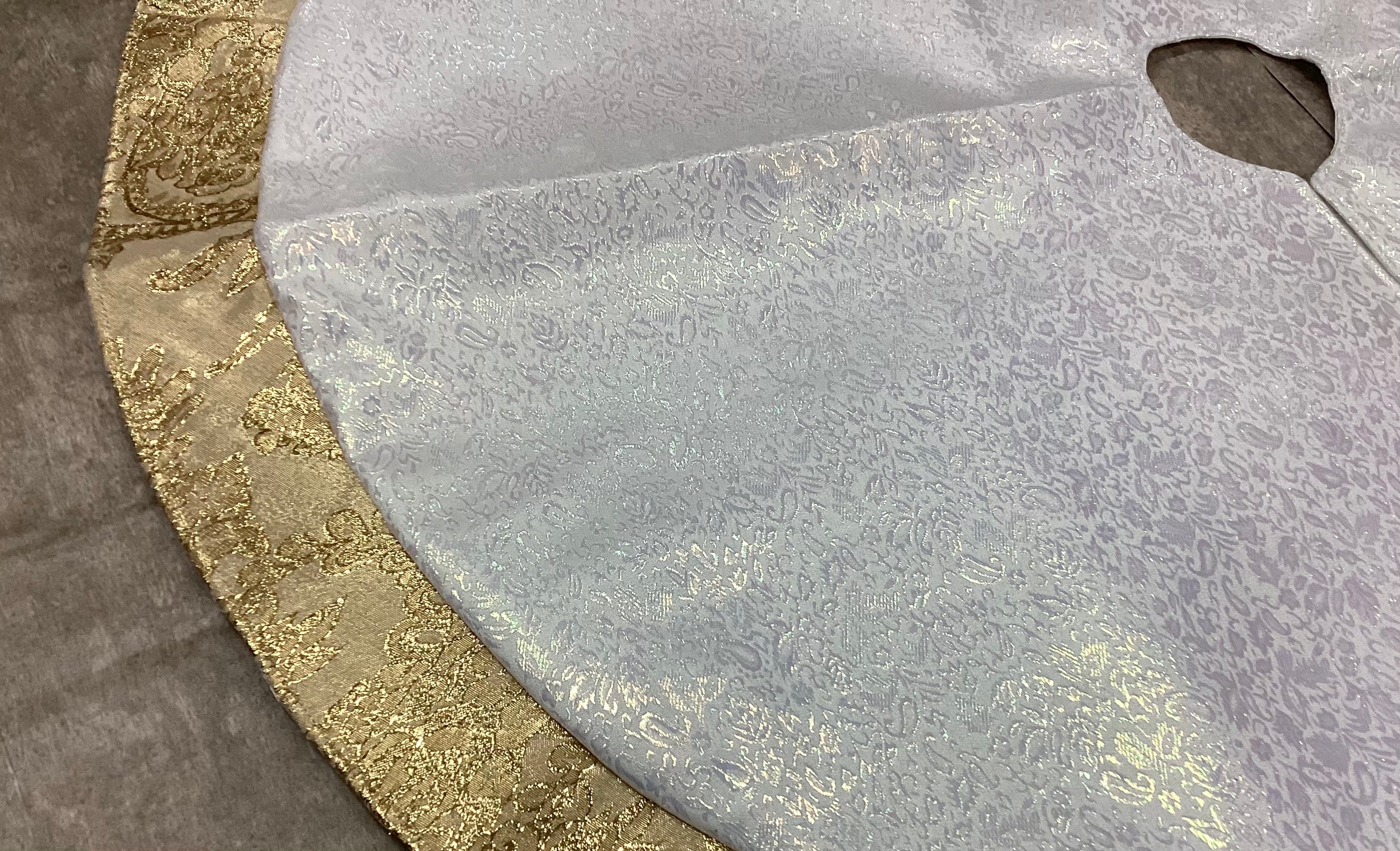 48"dia. Fabric Tree Skirt - Silver, White & Gold