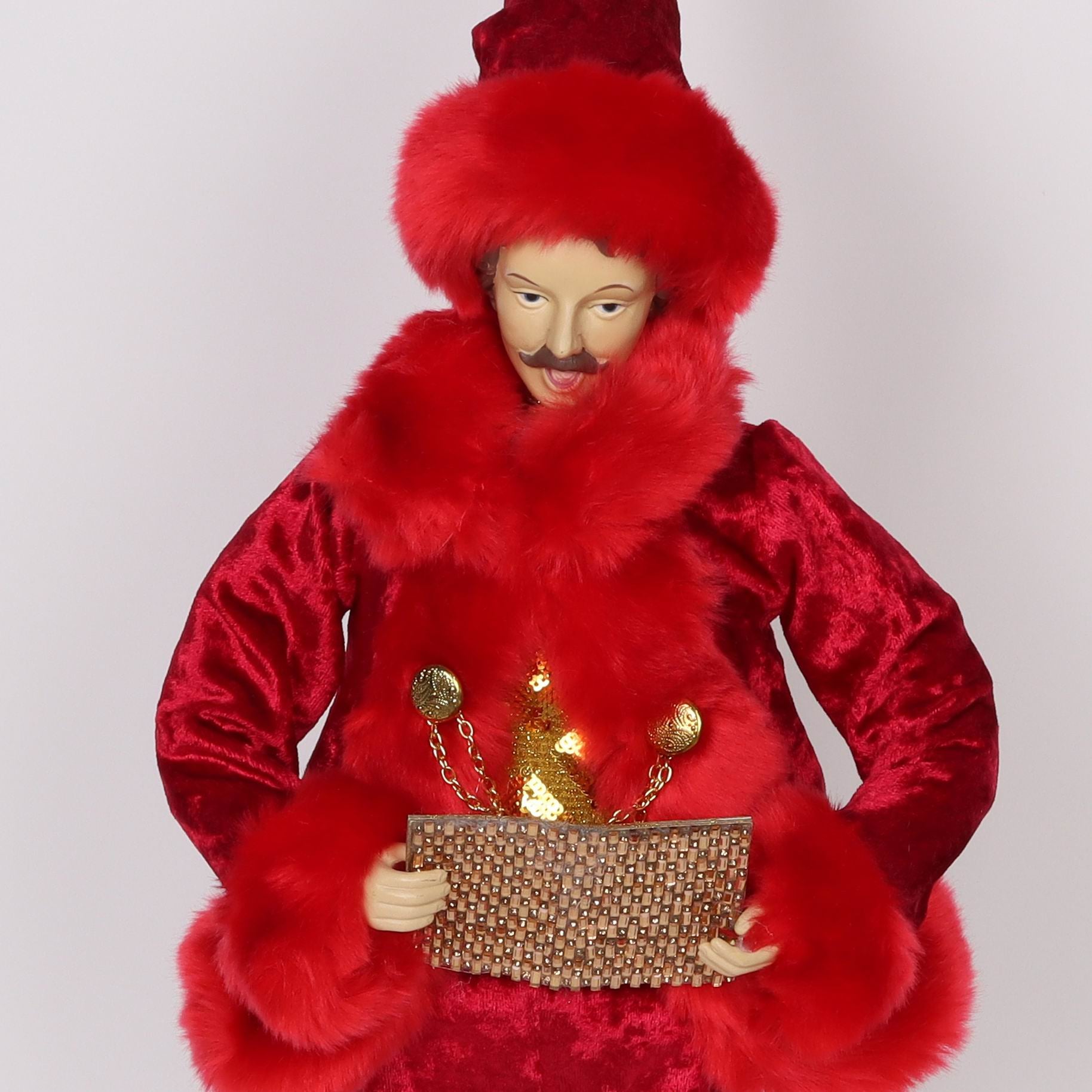 18" Red Choir Singer