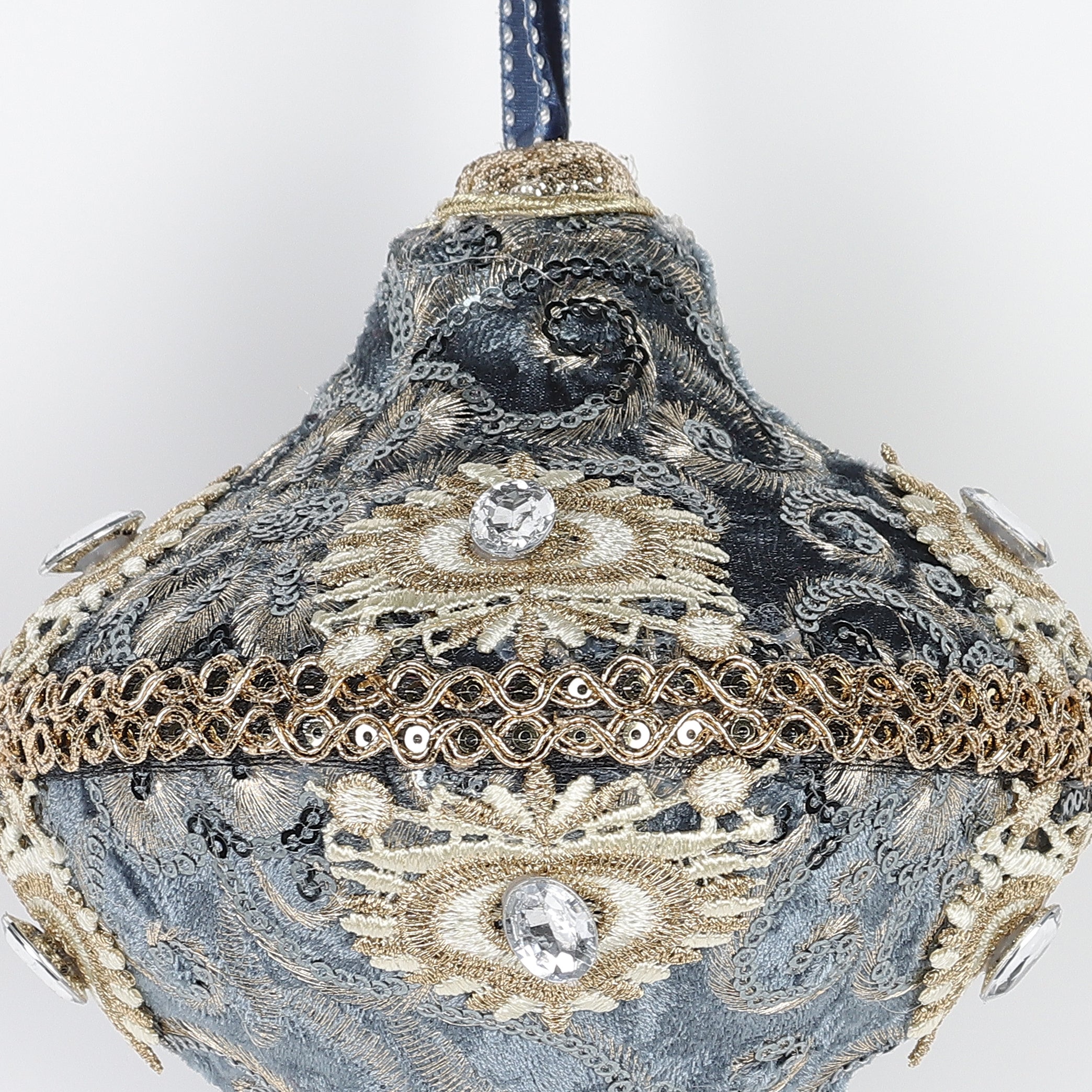 4.7 X 4.7 X 5.1"H BLUE FINIAL ORNAMENT