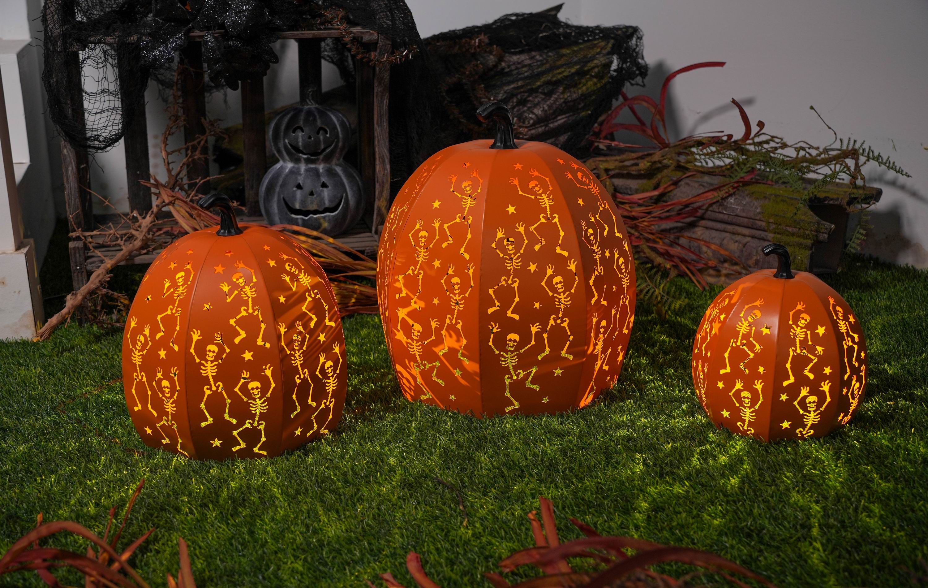 26"H. Halloween Metal Stacked Pumpkin Lantern