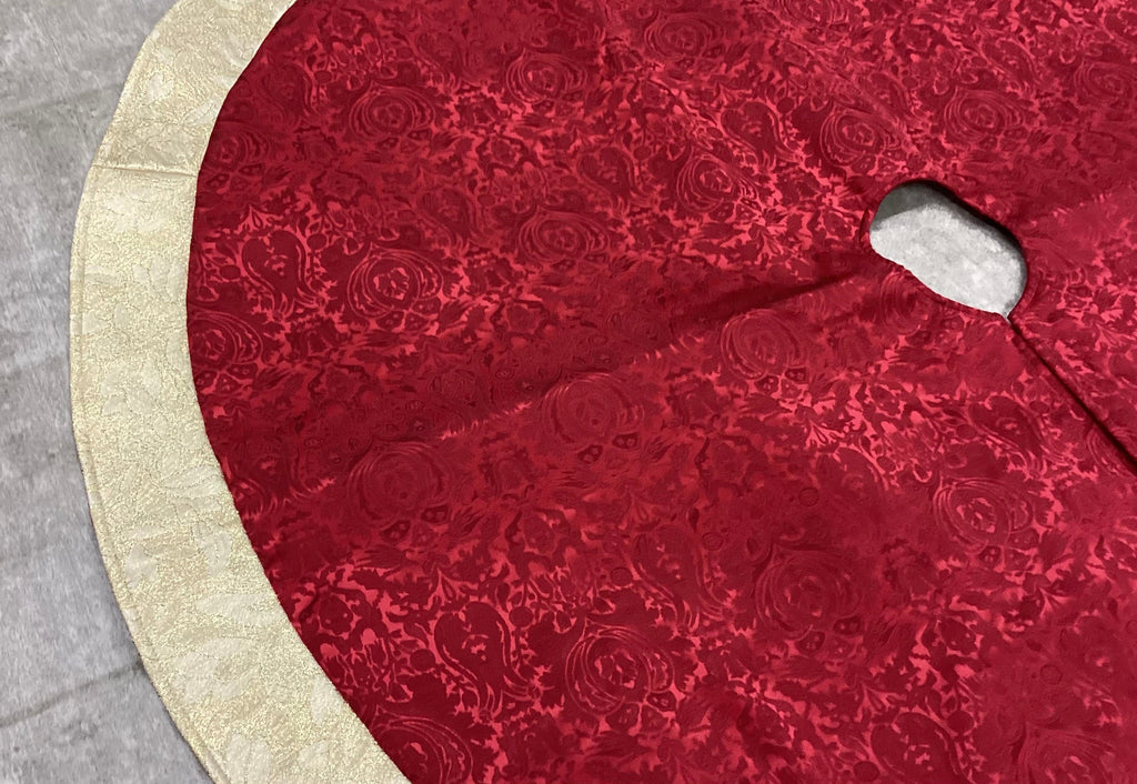 48”dia. Fabric Tree Skirt - Red & Gold