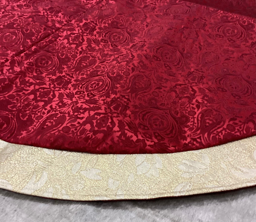 48”dia. Fabric Tree Skirt - Red & Gold