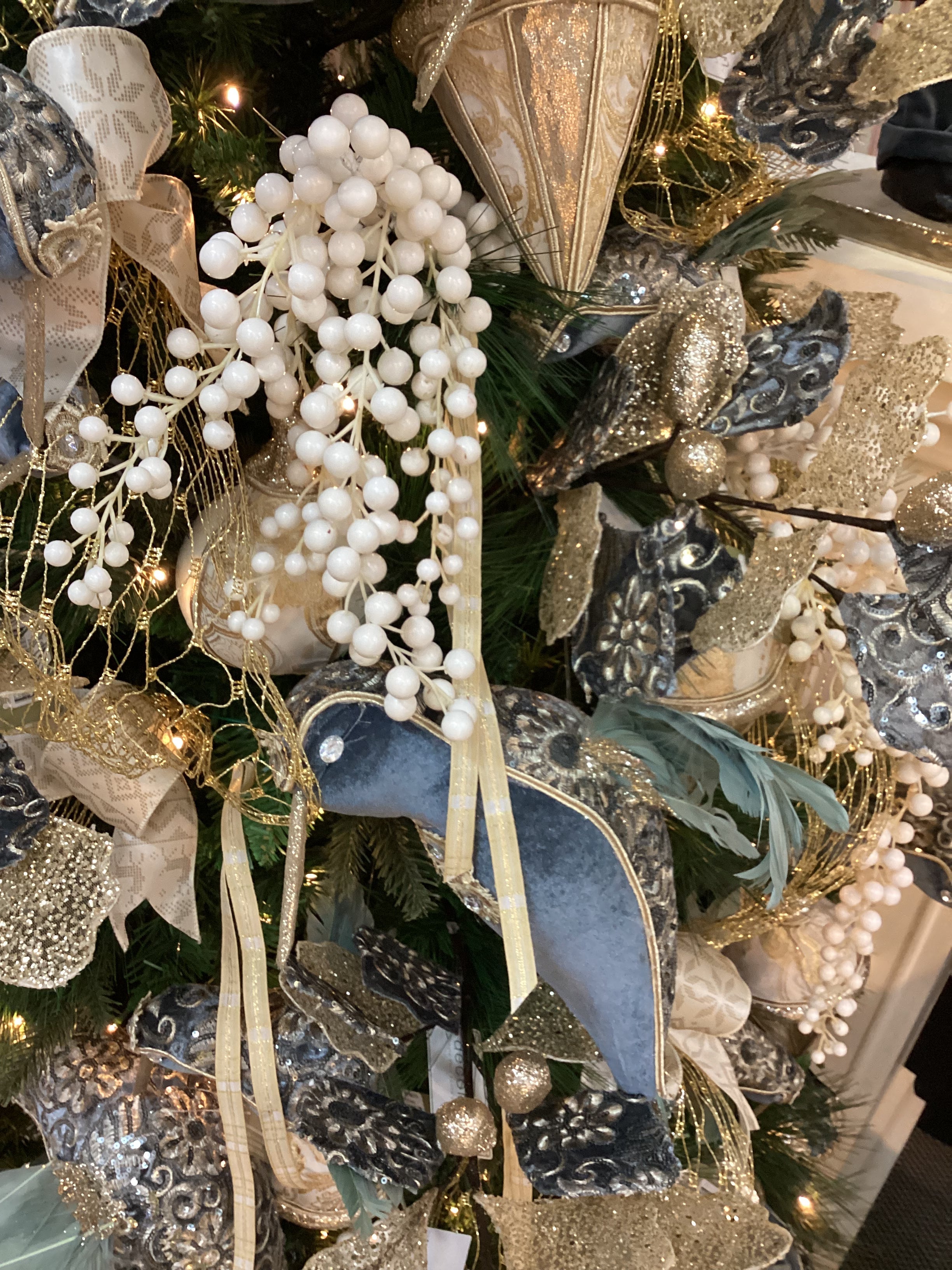 7.5 ft. Decorated Christmas Tree