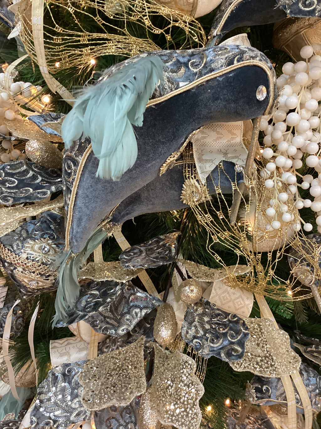 7.5 ft. Decorated Christmas Tree